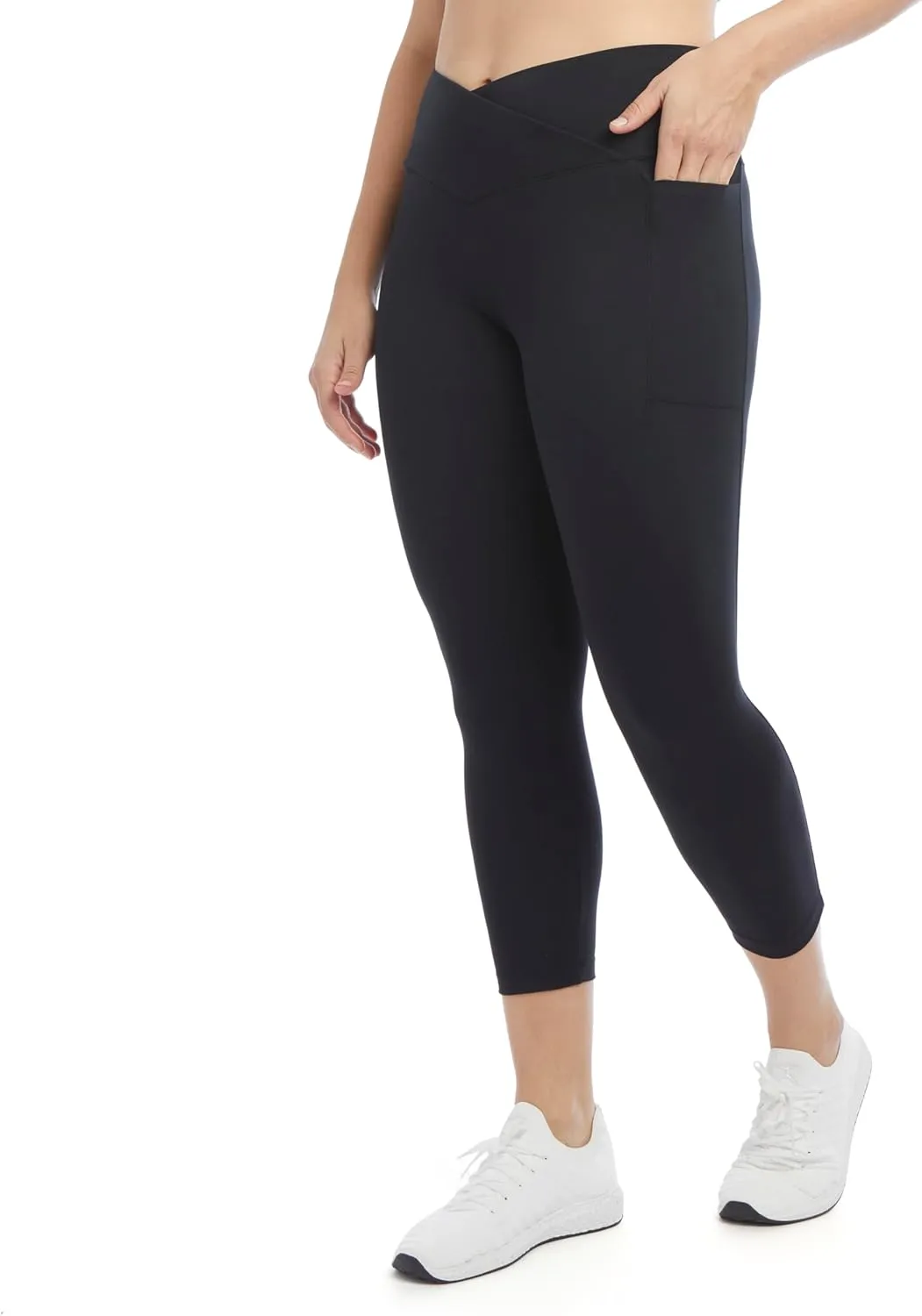 Danskin Women's Endurance Crossover Waist Crop Leggings