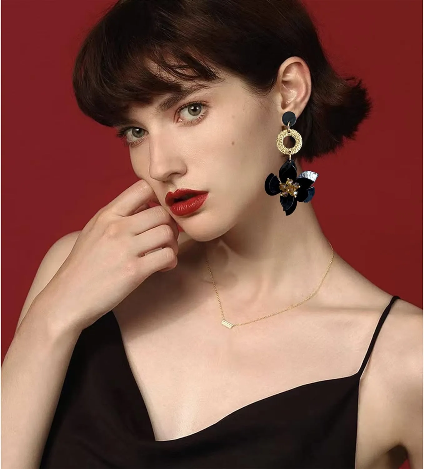 Elegant Bohemian Acrylic Flower Dangle Drop Earrings - Chic Dainty Resin Flower Petal Statement Stud Earrings with Gold Beads for Sister, Mom, Lover and Friends
