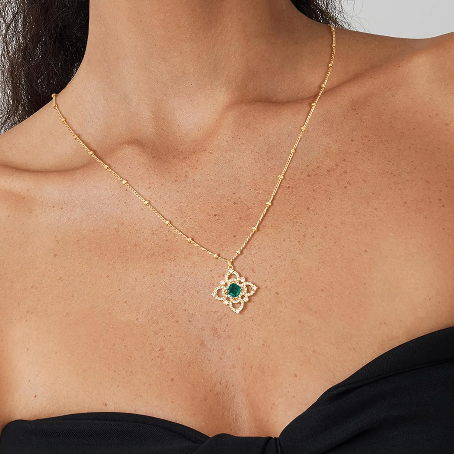Fettero Layered Gold Necklaces for Women Dainty Necklace 14K Gold Plated Layered Necklaces Trendy Charm Floral Clover Pendant Necklace Stack Neckalce Jewelry Set for Engagement Birthday