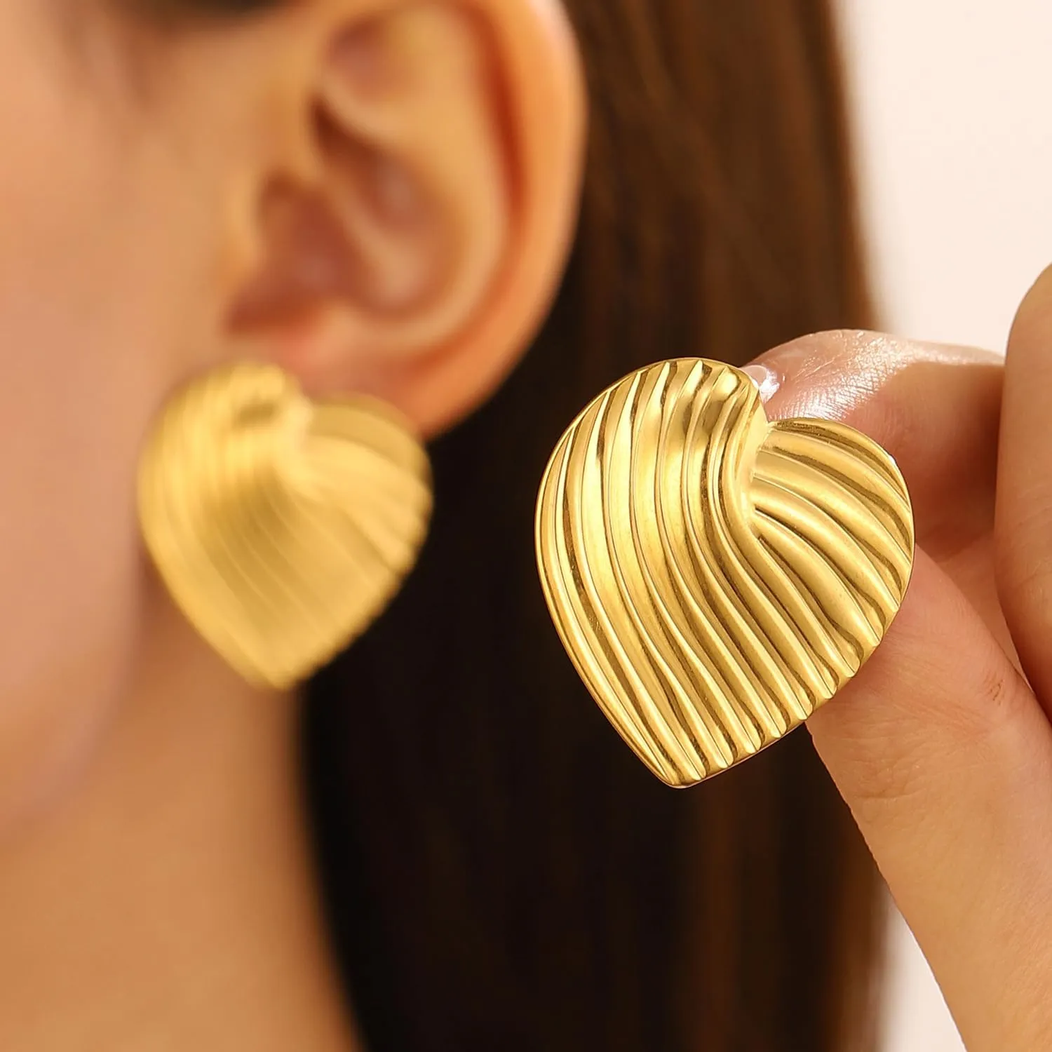 Gold Statement Geometric Irregular Earrings for Women Irregular Heart Round Square Pleated Earrings Jewelry Present