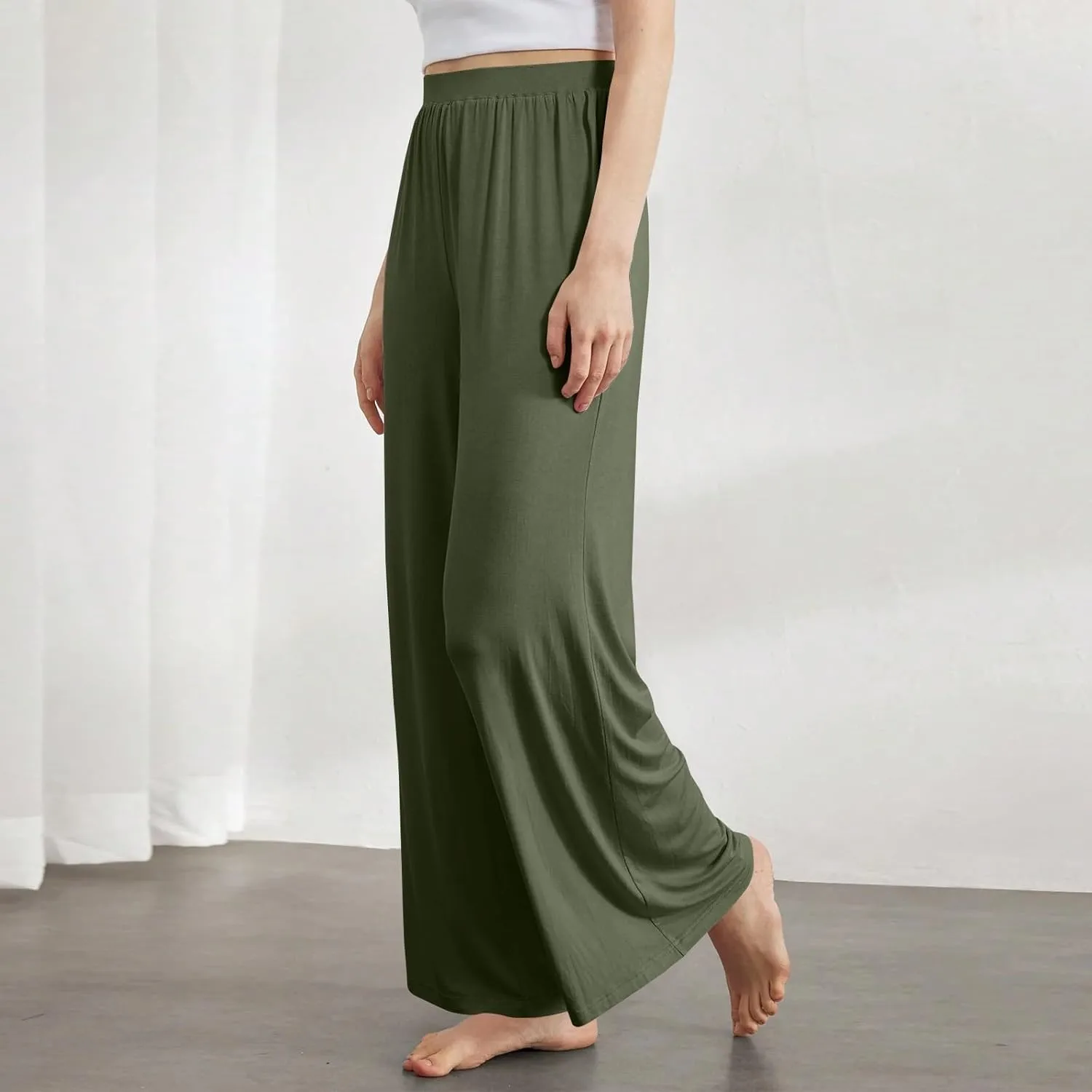 High Waisted Trousers Women Flowy Long Wide Leg Sweatpants Loose Fit Pleated Pull On Vacation Trousers with Pockets
