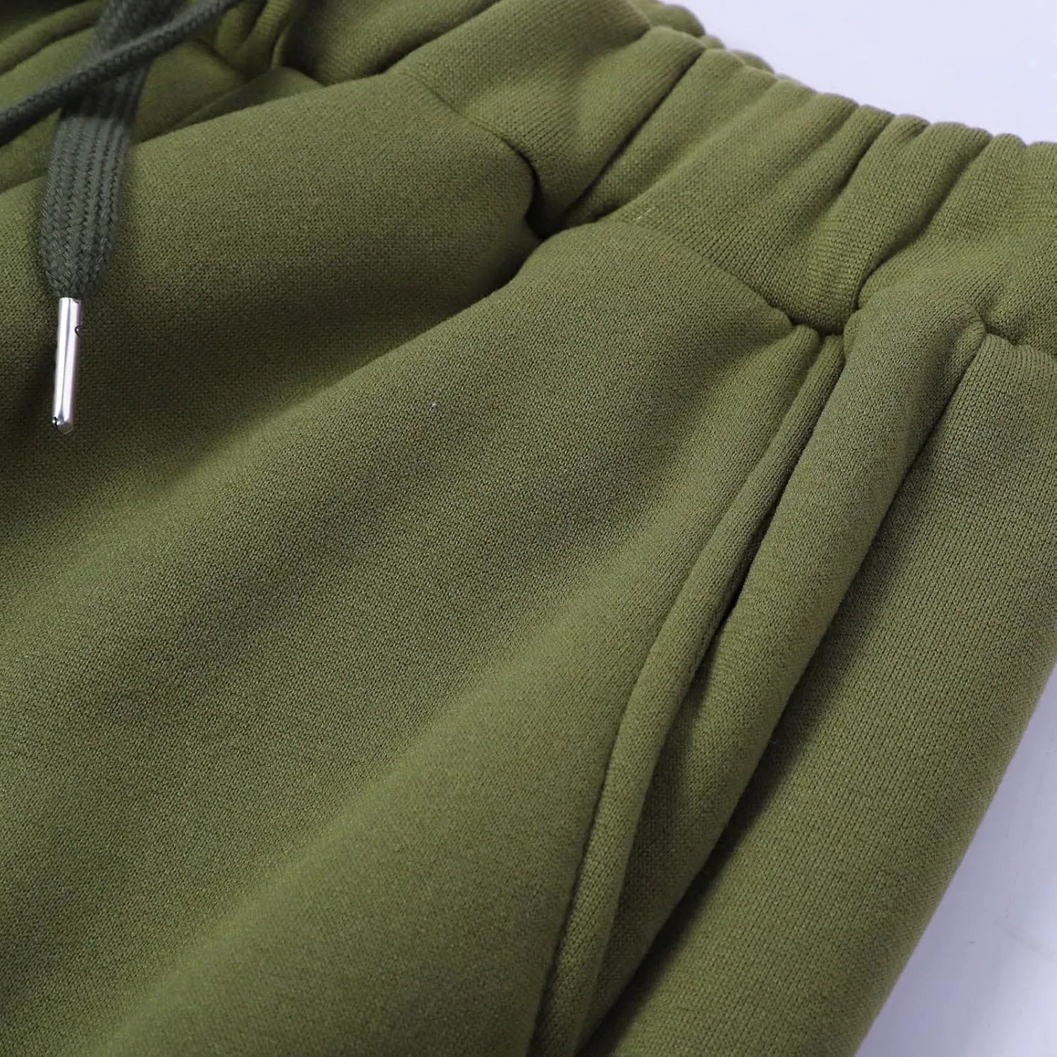 Mens Cargo Sweatpants Baggy Drawstring Elastic Waist Athletic Gym Pants Fall Winter Long Trousers with Pockets