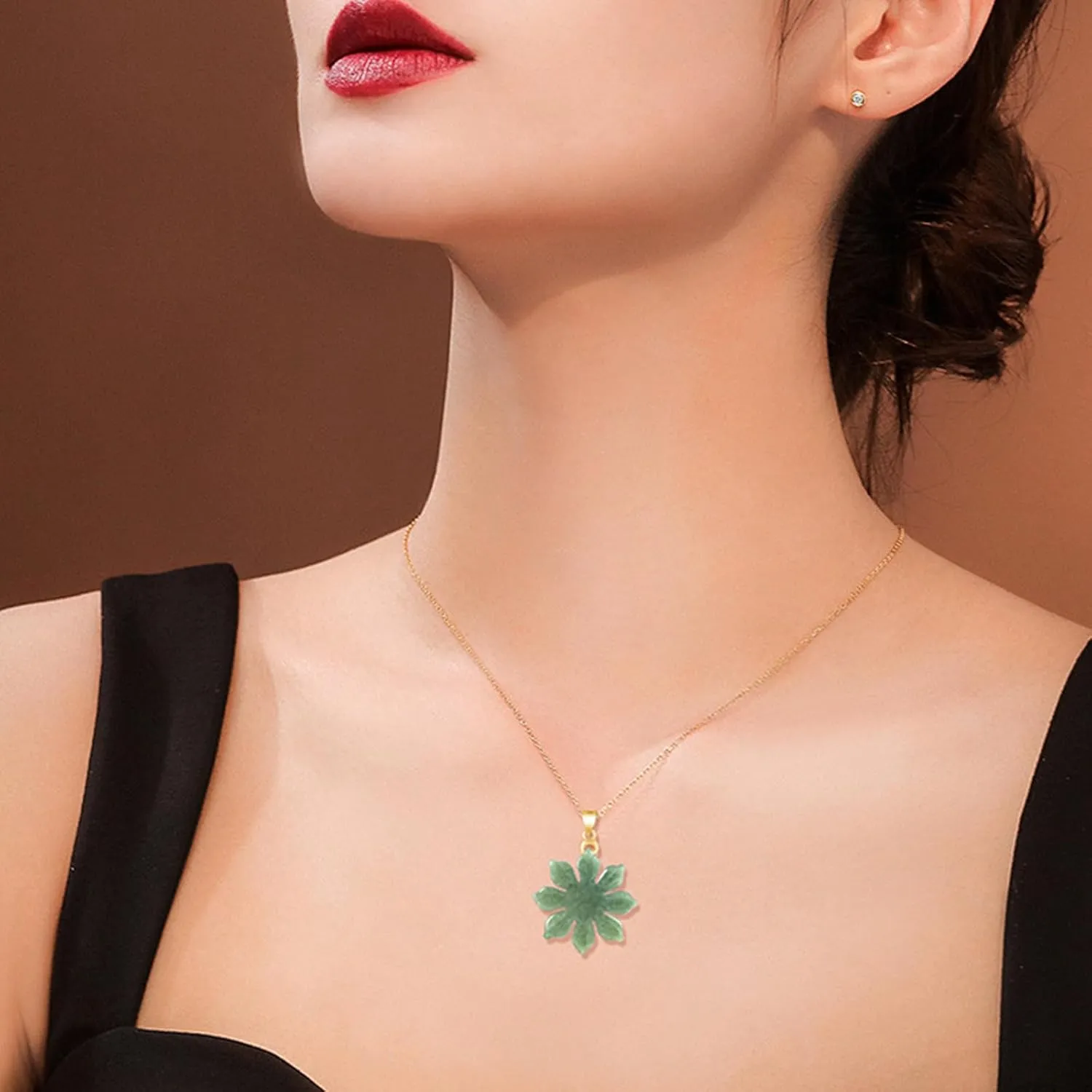Natural Green Jade Necklaces for Women Good Luck Donut Jade Pendant Necklaces Amulet Jewelry Gifts