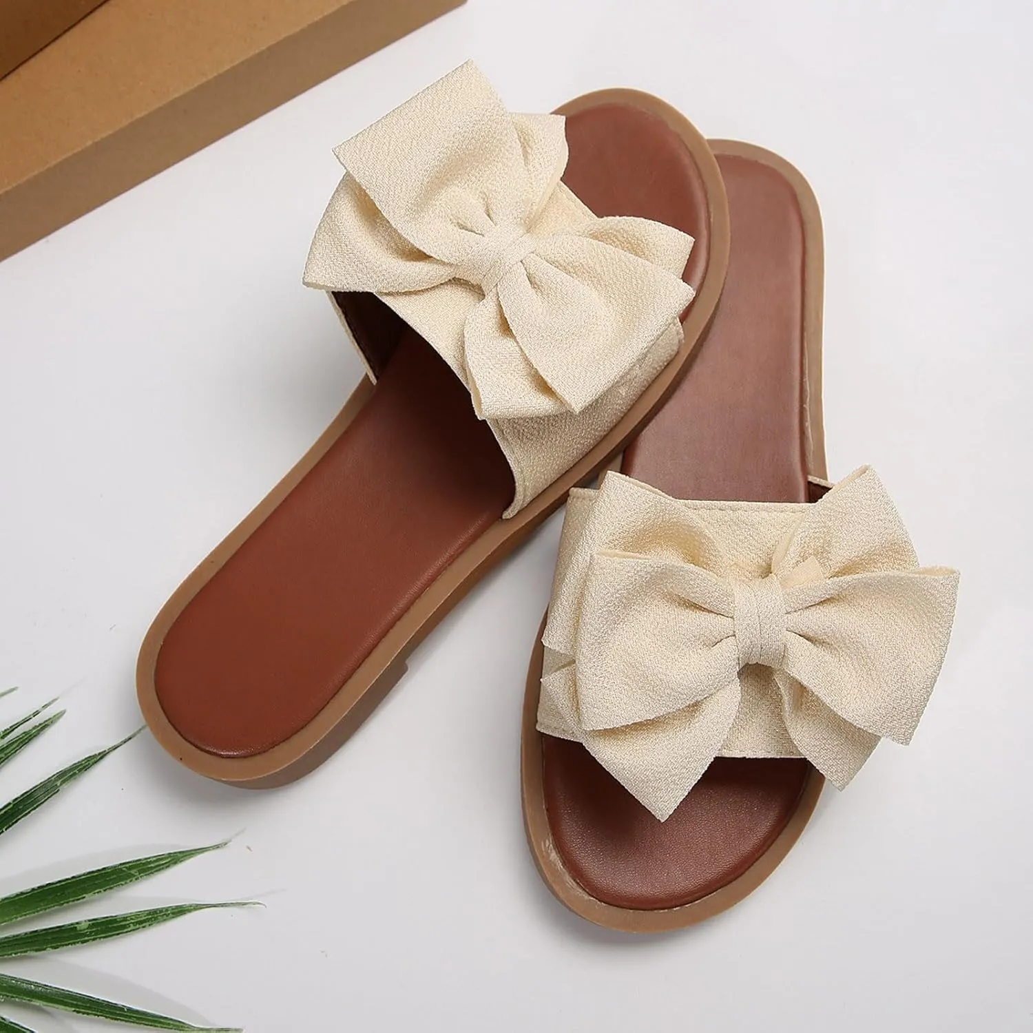 Women's Summer Fashion Bow Knot Flat Sandals 2025 Comfy Casual Open Toe Comfortable Slip On Slide Sandals Wide Width Walking Dress Shoes for Party Casual Beach Vacation