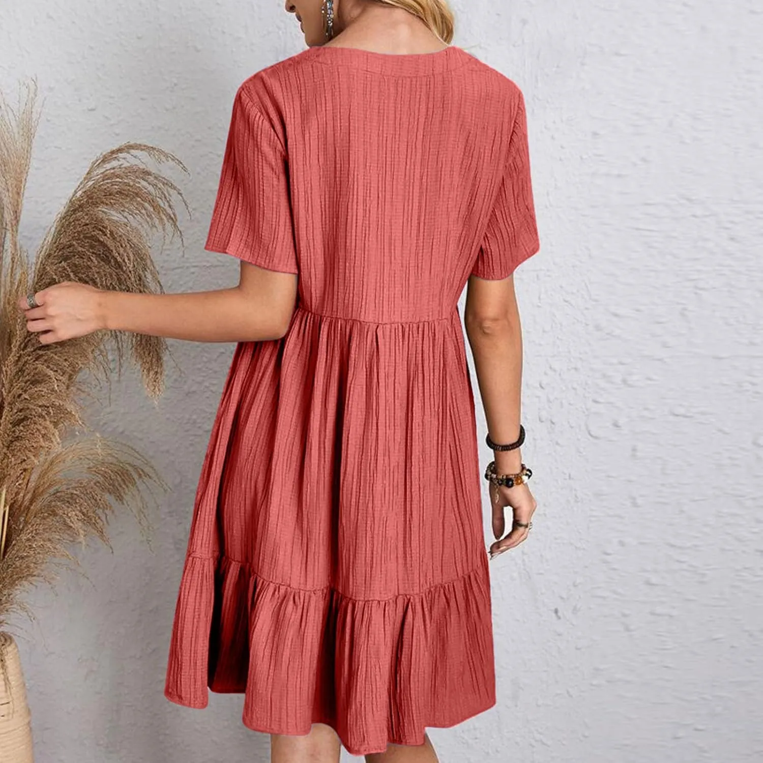 XUNRYAN 2025 Summer Womens Dress V Neck Short Sleeve Mini Dresses Flowy Tiered Ruffle Casual Beach Vacation Sundress Outfit
