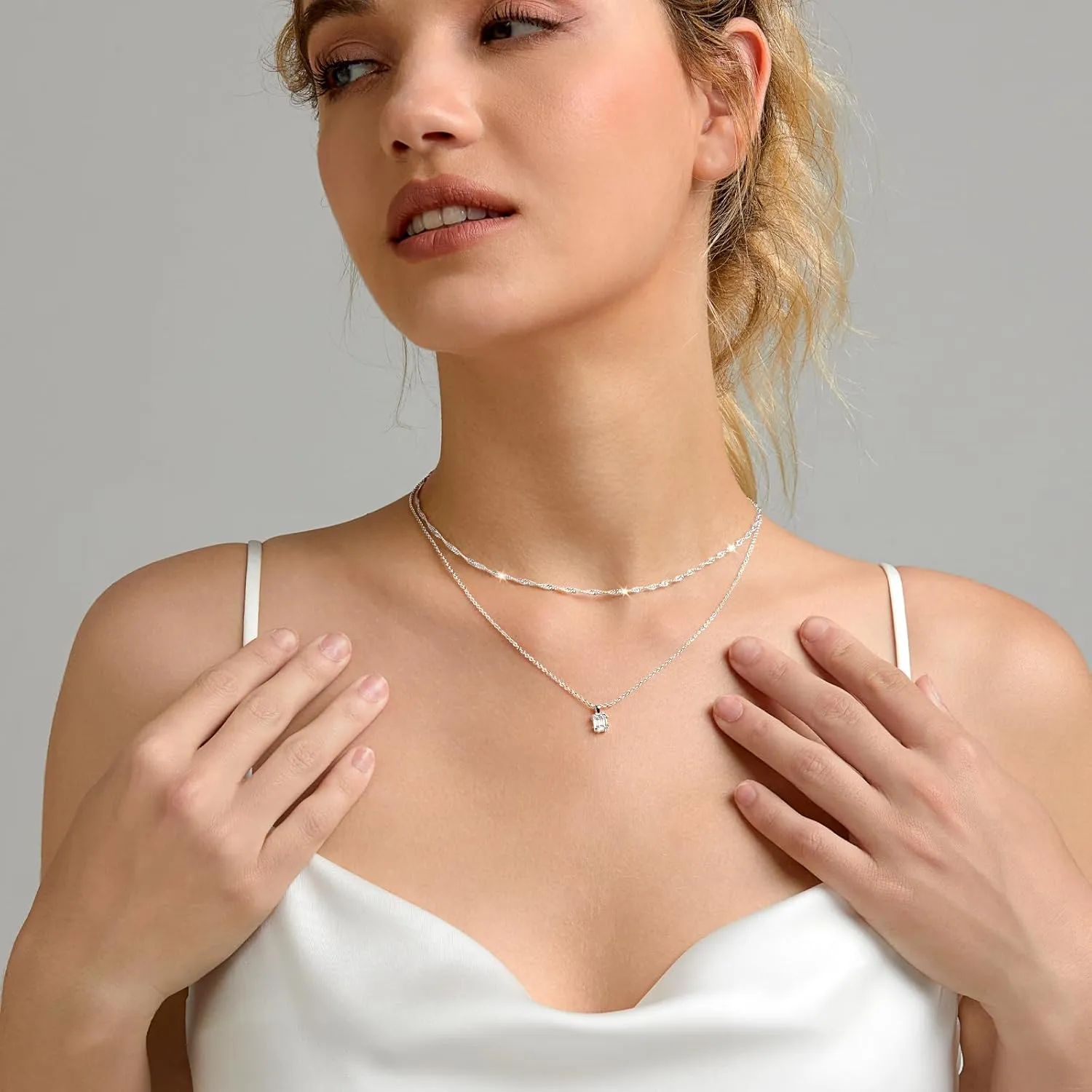 Zeffy Diamond Necklaces for Women, Dainty Gold Necklace 18k Gold Plated Layered Necklaces Simple Gold CZ Diamond Pendant Necklaces for Women Trendy Jewelry Gifts for Girls